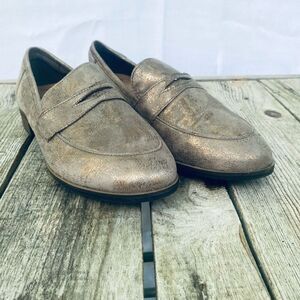 Clarks Collection Copper Metallic Penny Loafers Women’s 8.5W Slip-On Comfort Fla